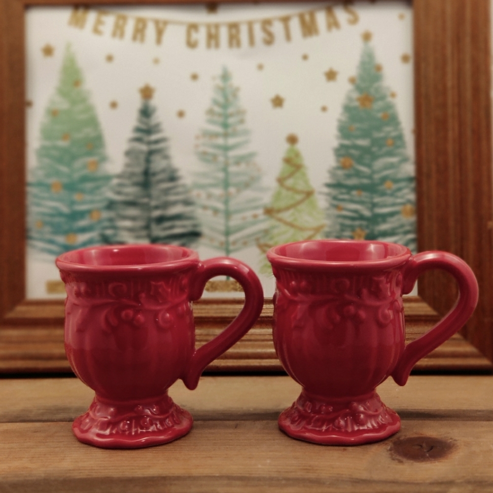 Red Holiday Holly Embossed Pedestal Mug Pair